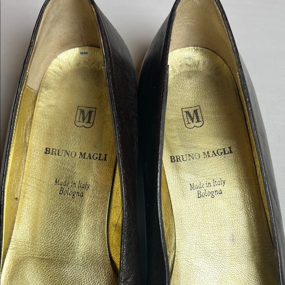 Bruno Magli Women's Dark Brown Leather Heels - Picture 3 of 7